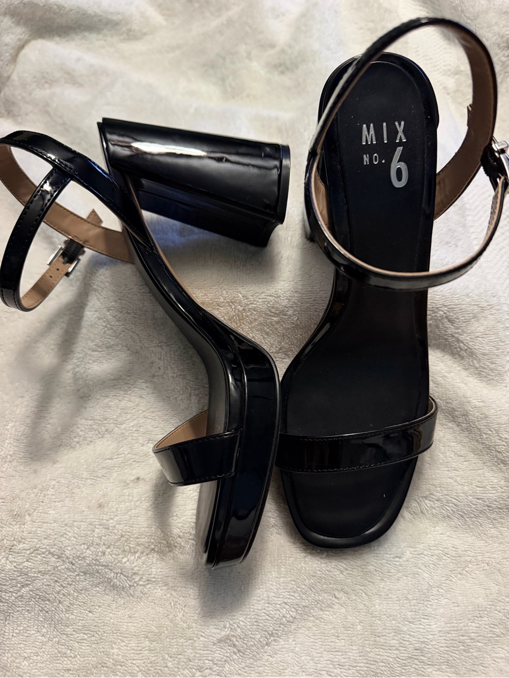 Mix No. 6 Sabria Sandal in Patent Leather with Block Heel